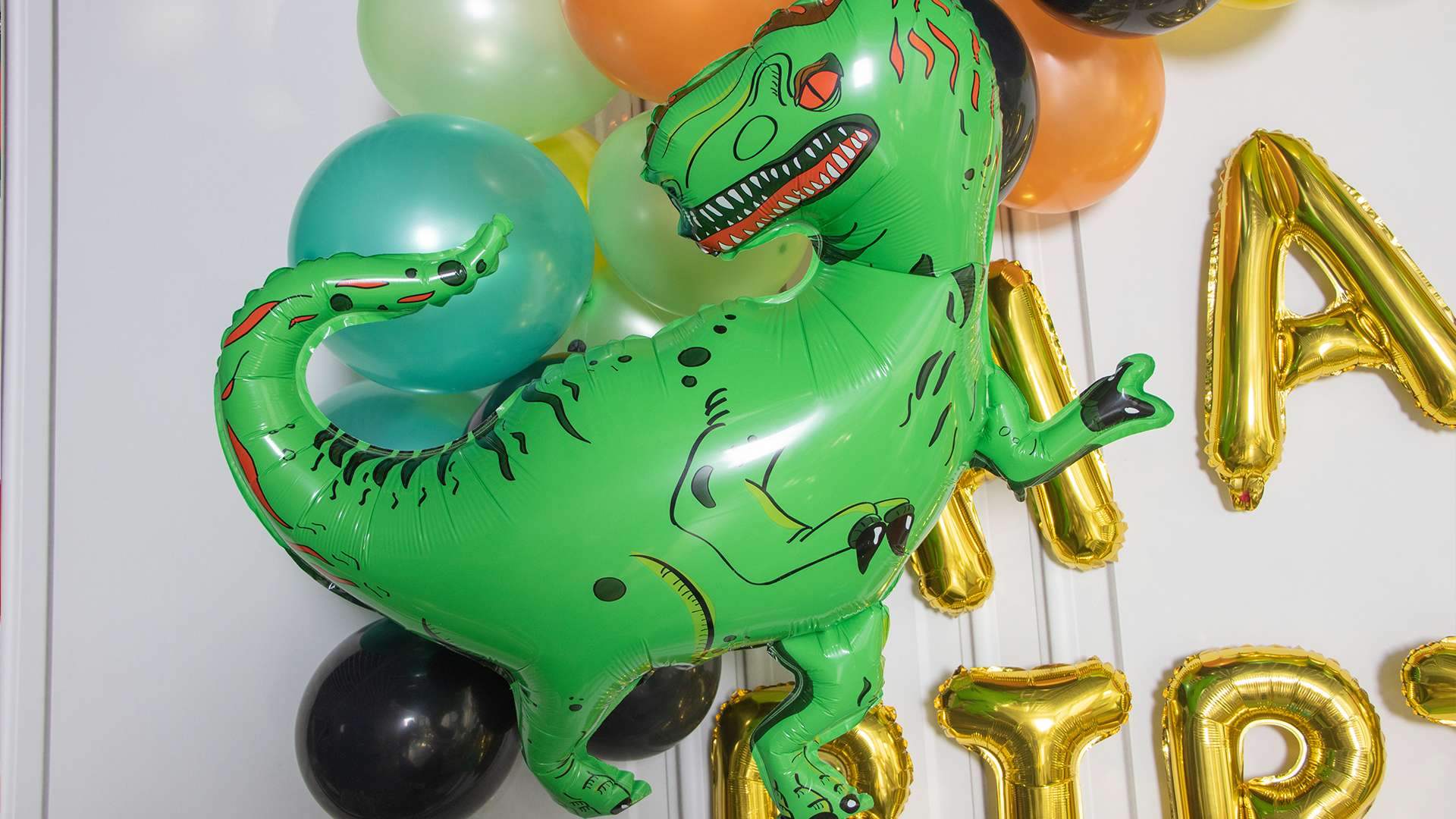 dinosaur shaped foil balloons