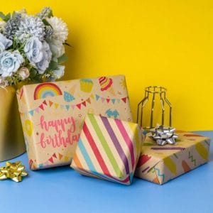 birthday party gift wrapping