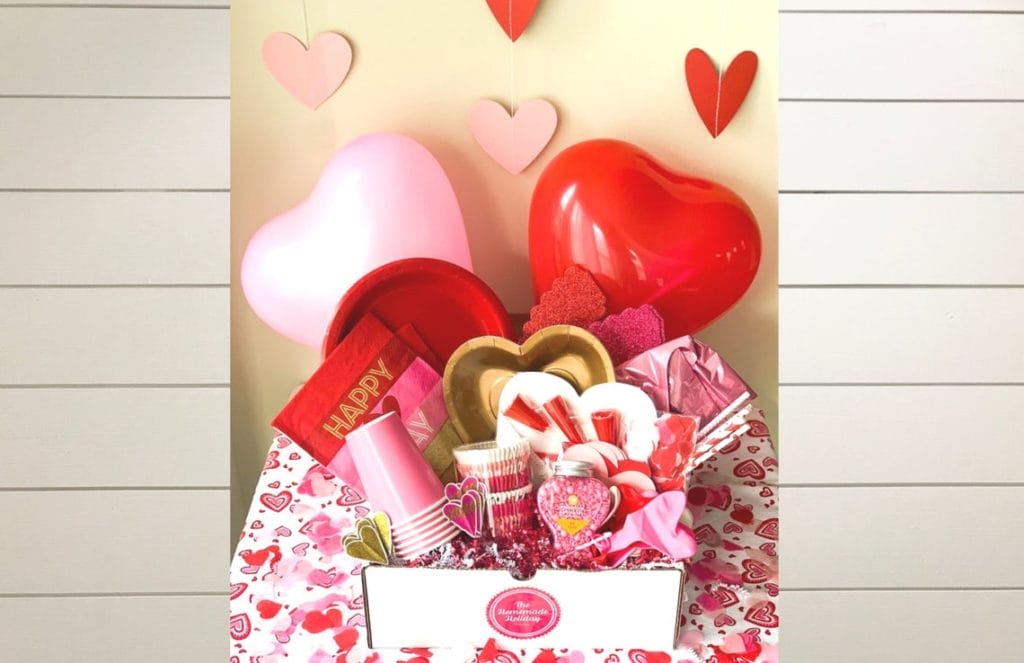 ValentinesPartyinaBox etsy 1024x663 1