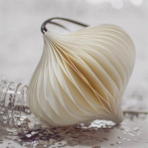 White Onion Paper Honeycomb Scandi White Ornament Recyclable Ornaments Wholesale