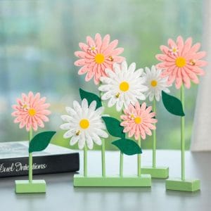 Source for Pink and White Felt Daisy Table Centerpiece Home Ornaments