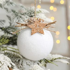 Provider of Handmade Custom Christmas Ornaments White Foam Snowflake Balls