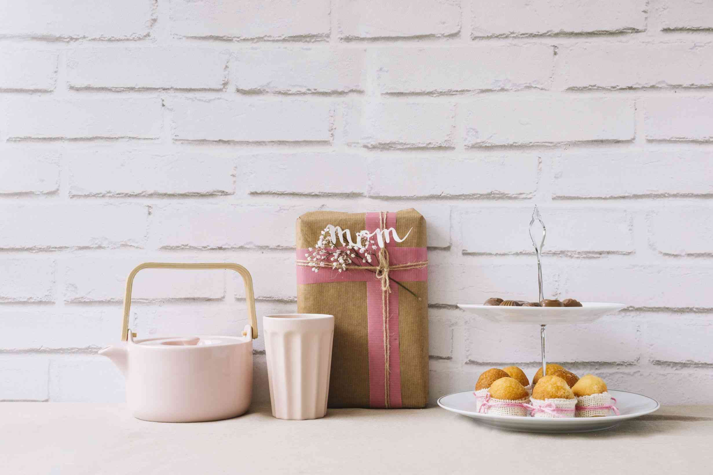 mothers day concept with muffins gift