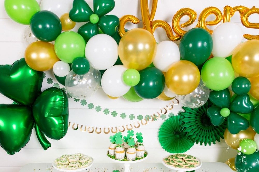 green St. Patricks Day party balloons garland