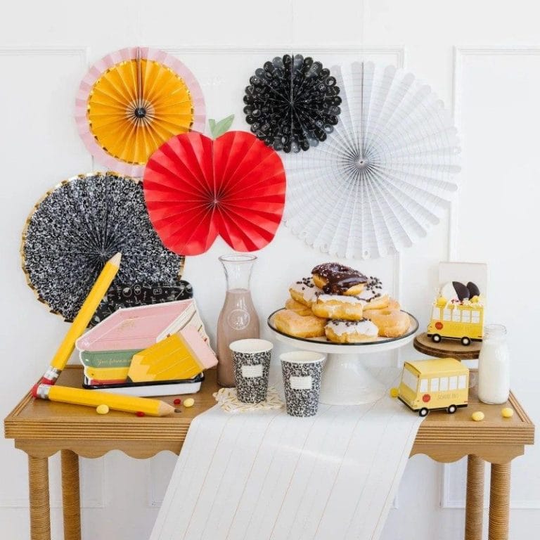 Classroom Decorations & Paper Craft Kits