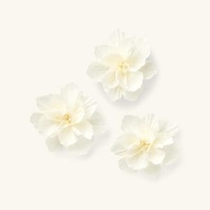 Custom Off White Crepe Paper Flowers Manufacturer Price