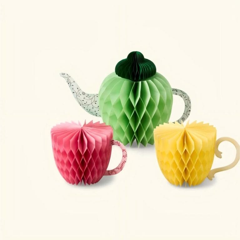 Table decorations teapot and cups _ Paper. 3 pcs