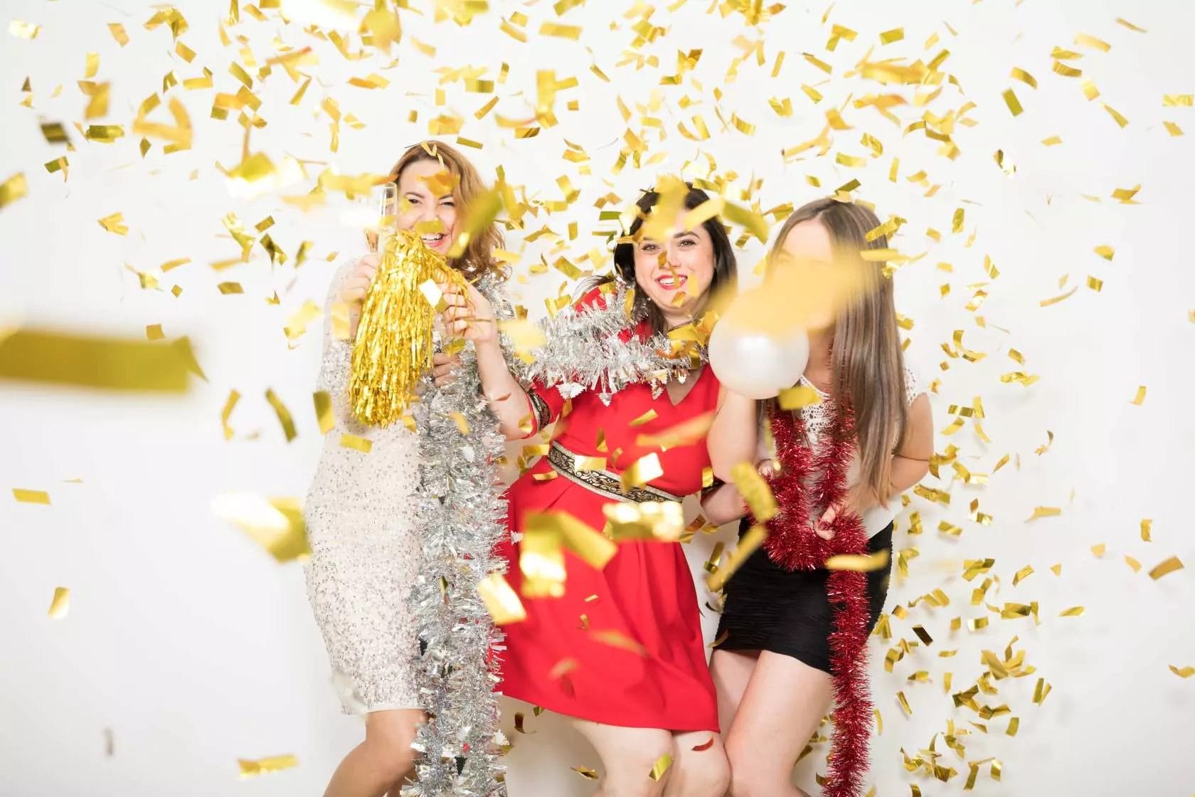 girls celebrating divorce party