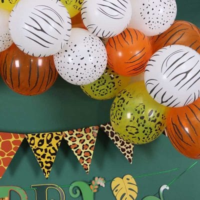 jungle-animal-themed-balloons